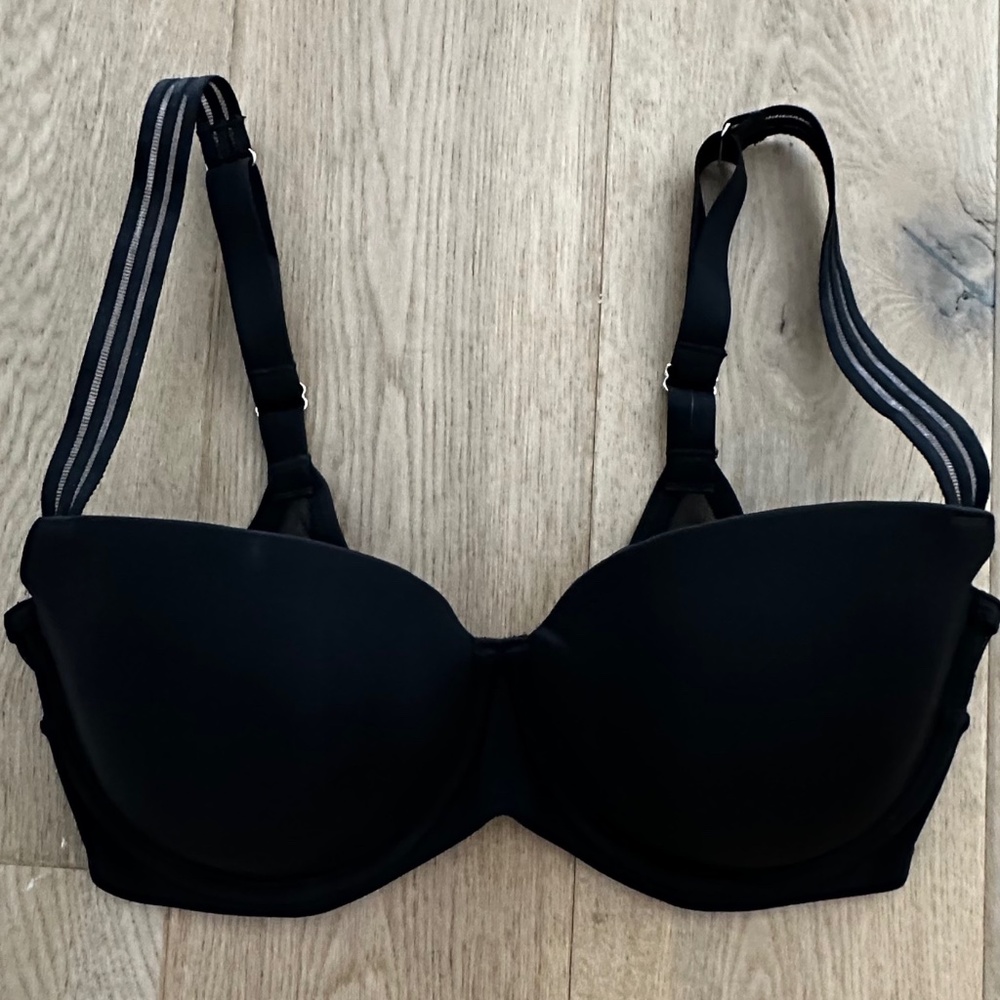 Marie Jo Louie Balcony Bra. NWOT. Black UK sized 30E (US sized 30DDD)